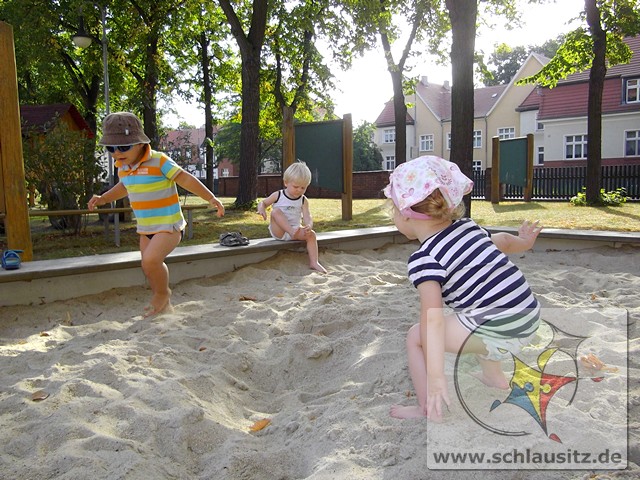 mt_gallery: Glühwürmchen planschen