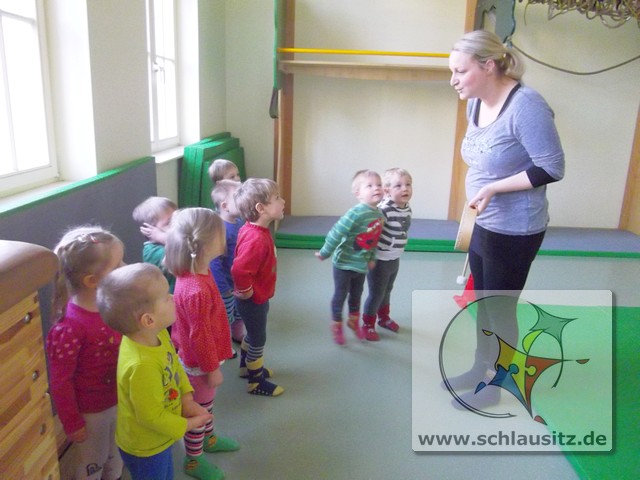 mt_gallery: Sportstunde bei den Grashüpfern